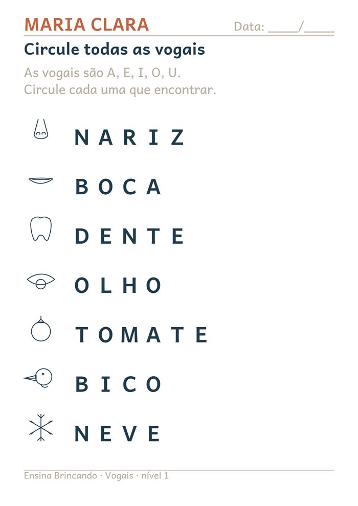 Atividade: Circule as vogais, gerada com o nome da criança
